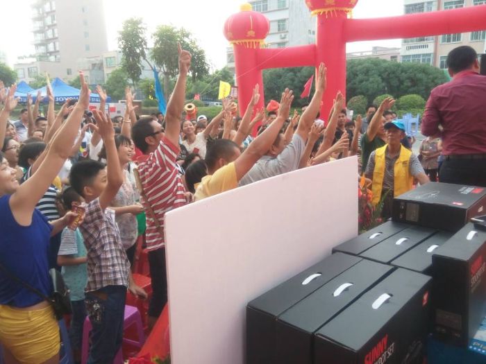 汕头凯发K8国际瓷砖品牌旗舰店开业现场