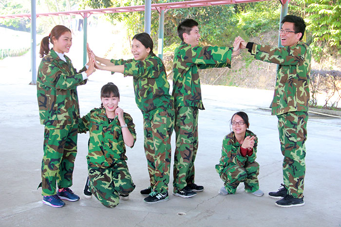 2017年2月13-15日，，凯发K8国际“虎狼道”户外拓展训练圆满竣事