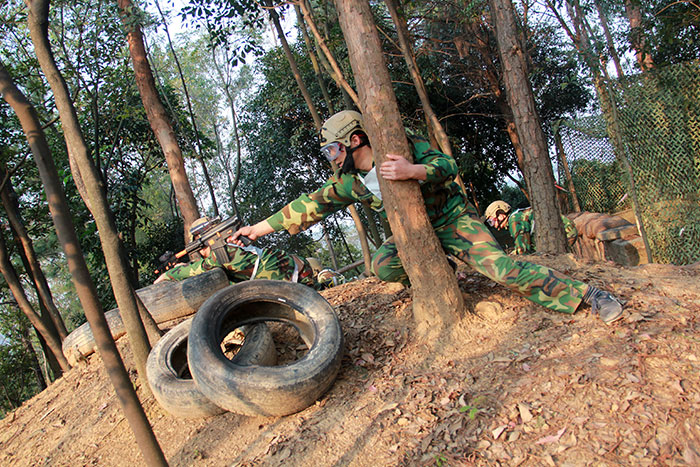 2017年2月13-15日，，凯发K8国际“虎狼道”户外拓展训练圆满竣事